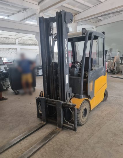 Motostivuitor Electric Jungheinrich